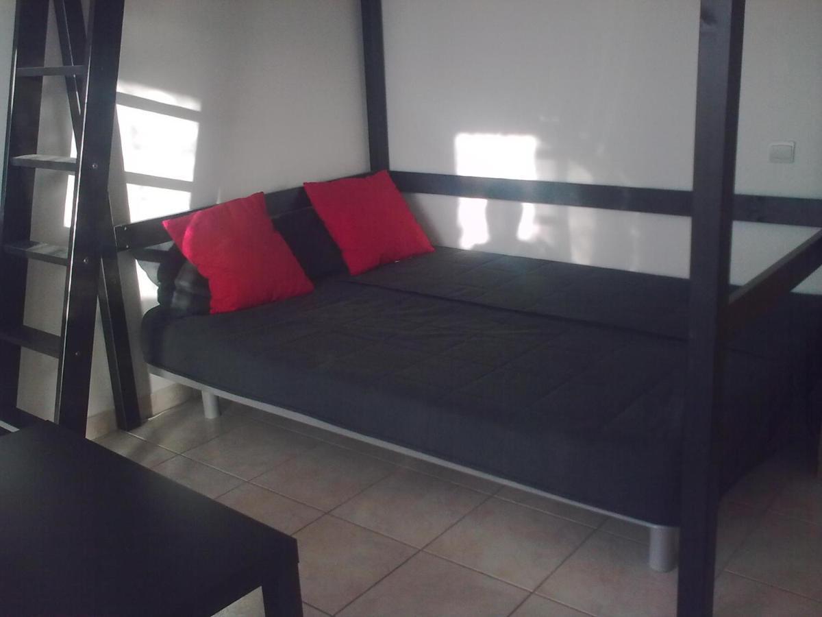 Studio Climatise. Proche Parking, Commerces Et Mer Appartement Carqueiranne Buitenkant foto